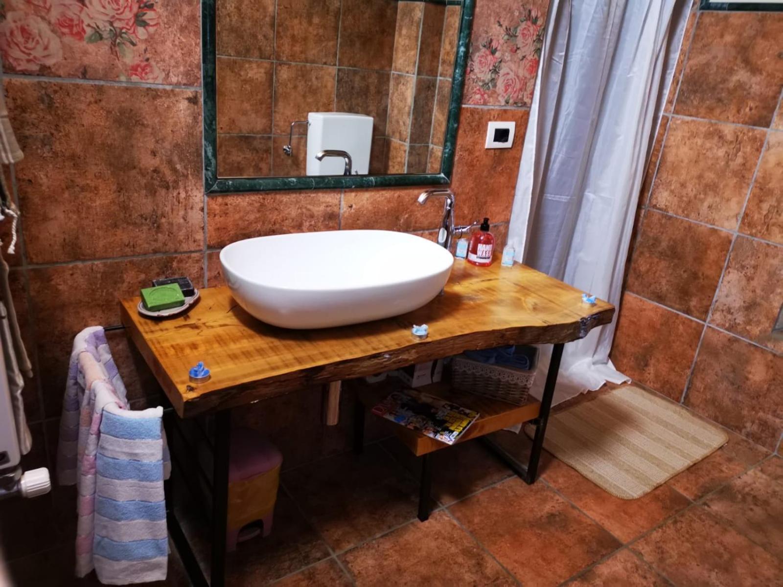 Agriturismo Magnarosa Villa Barge Oda fotoğraf